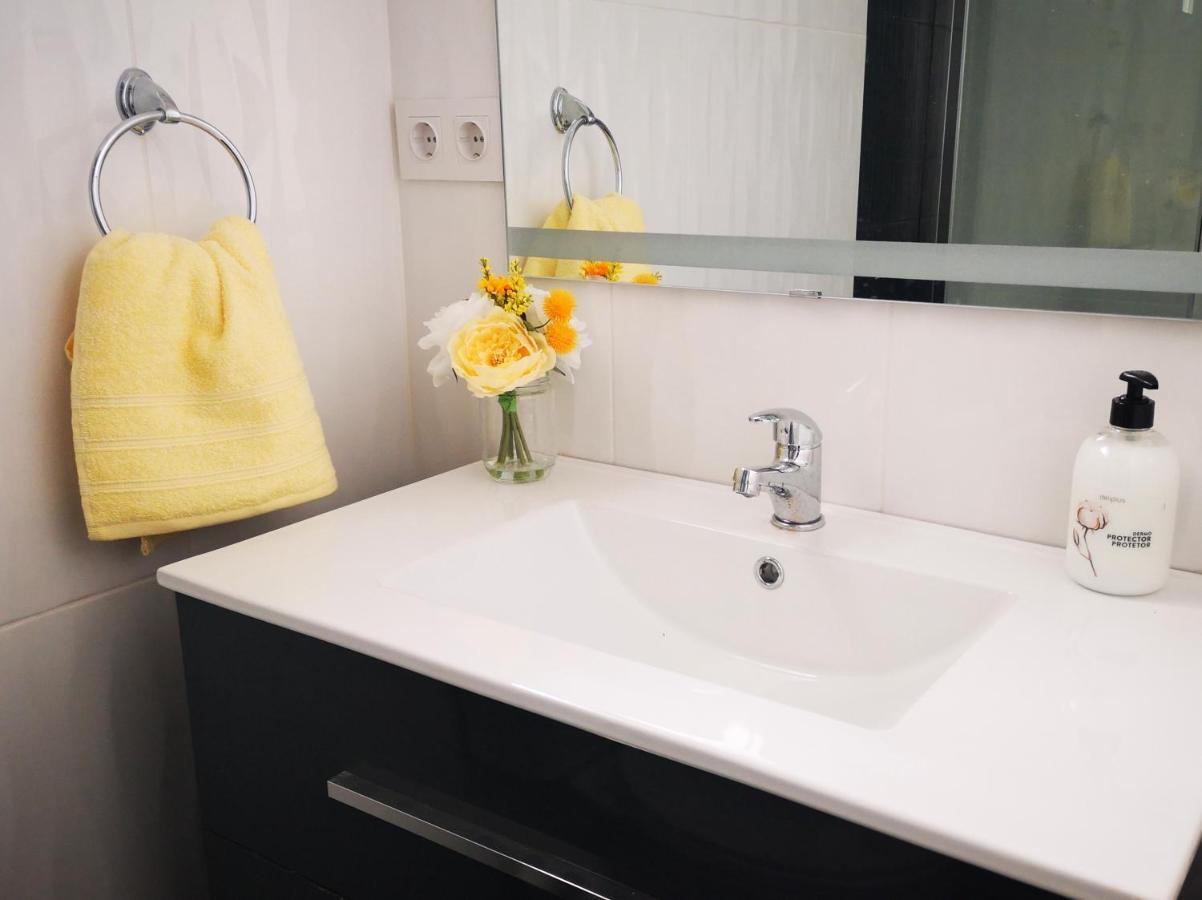 3 Bedroom 150 M From The Beach 托雷维耶哈 外观 照片